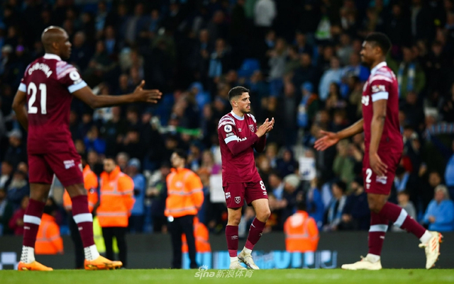 [中超]山东泰山主场战平青岛海牛