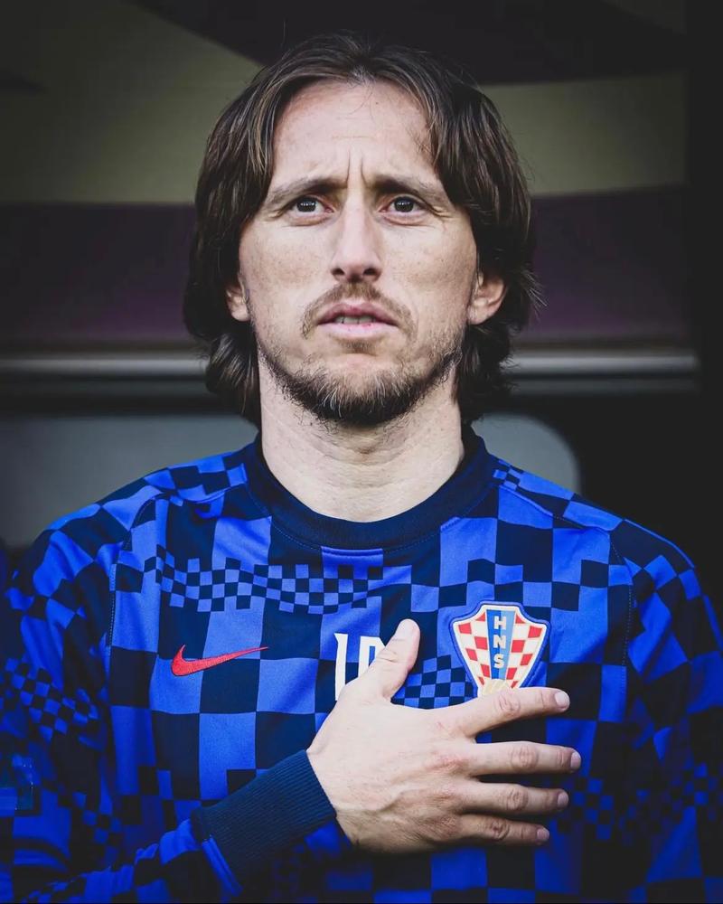 沃特金斯替补双响 阿斯顿维拉2-1逆转切尔西